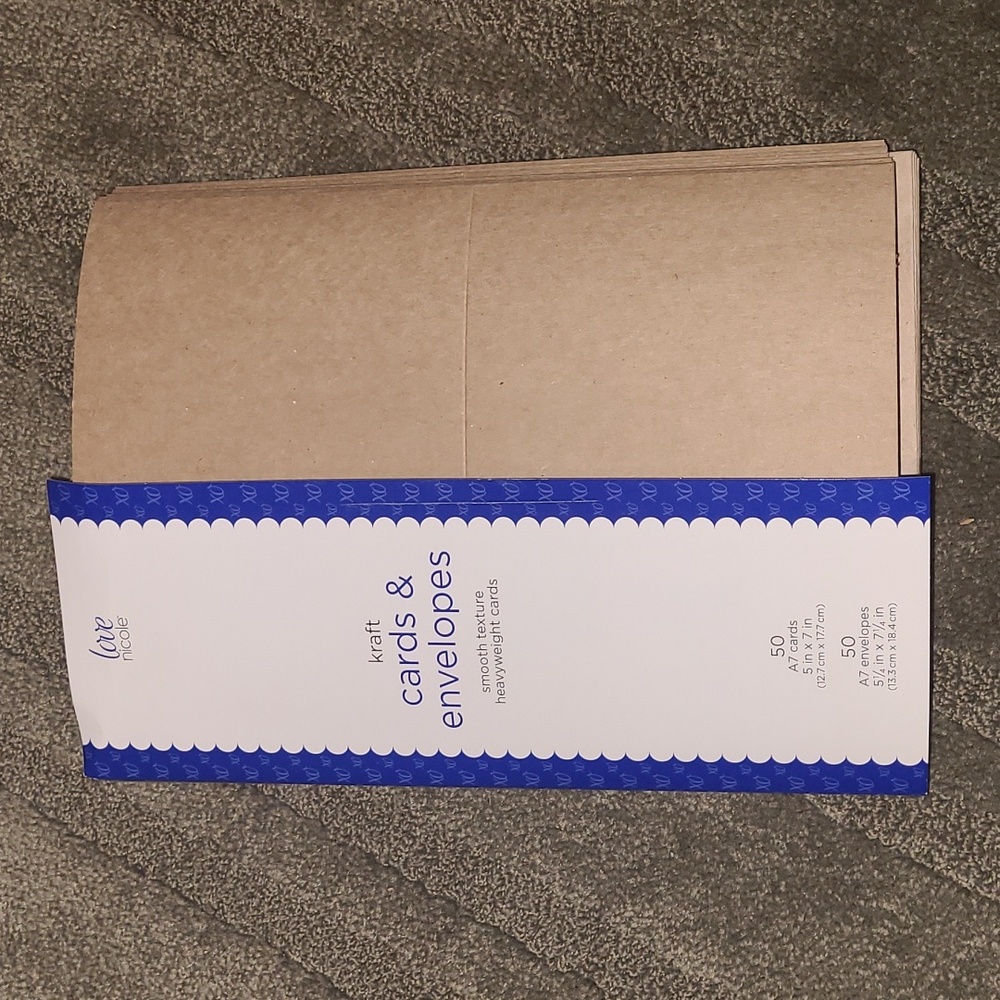 🆕️Stationary Set 🏠